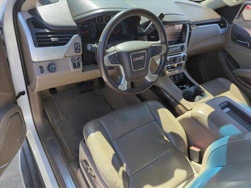 2017 GMC Yukon XL SLT