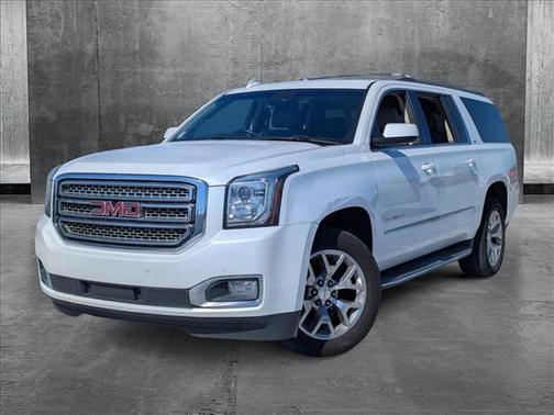 2017 GMC Yukon XL SLT