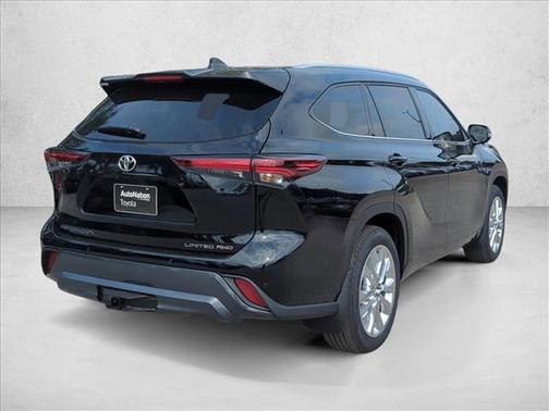2026 Toyota Highlander Limited