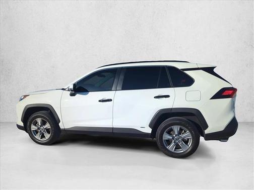 Ice Cap 2025 Toyota RAV4 Hybrid XLE
