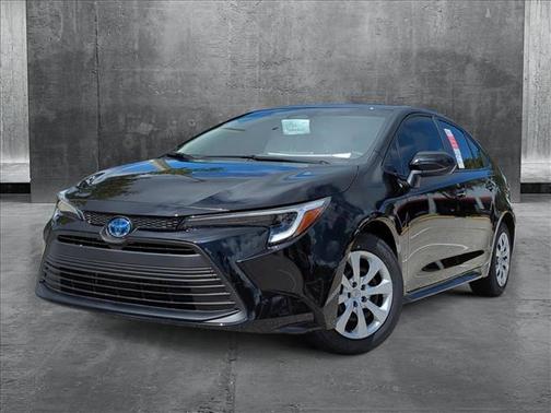 2025 Toyota Corolla Hybrid LE