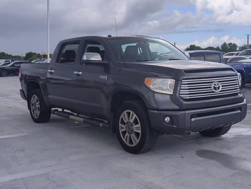 2017 Toyota Tundra Platinum