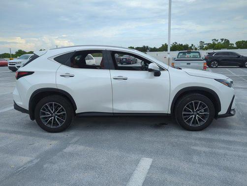 2025 Lexus NX 350 Premium