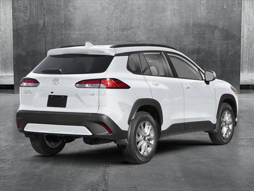 2025 Toyota Corolla Cross LE