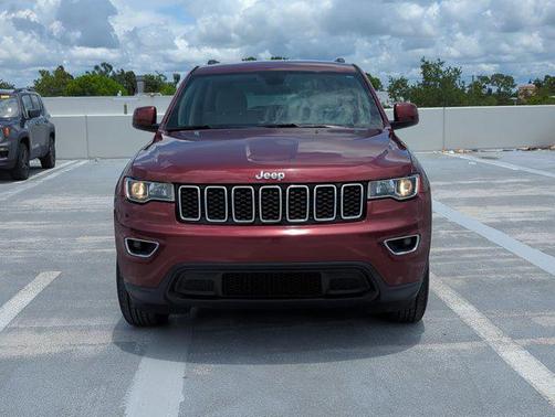2018 Jeep Grand Cherokee Laredo E