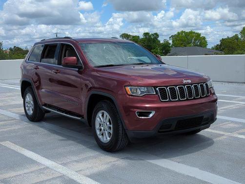 2018 Jeep Grand Cherokee Laredo E
