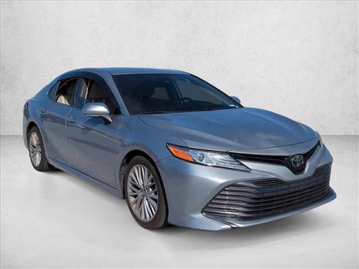 2019 Toyota Camry XLE