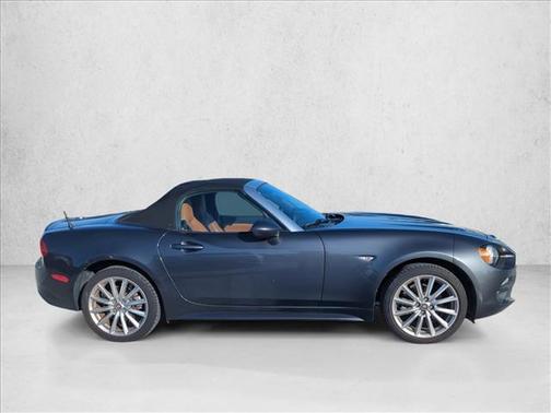 2017 FIAT 124 Spider Base