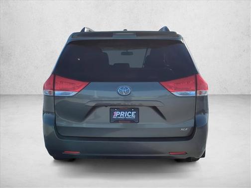 2011 Toyota Sienna XLE