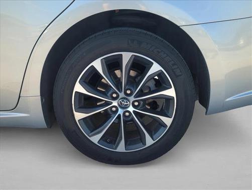 2016 Toyota Avalon XLE