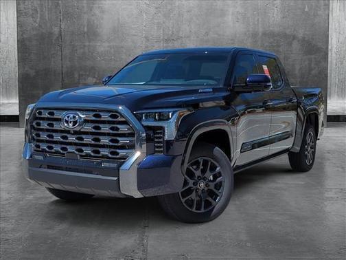 2025 Toyota Tundra Hybrid Platinum