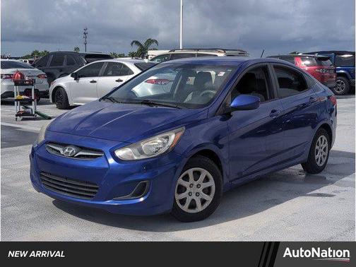 2012 Hyundai Accent GLS