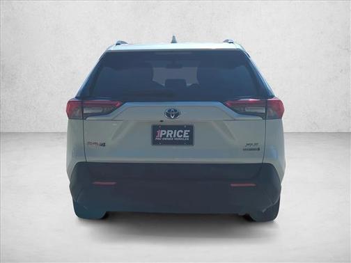 2021 Toyota RAV4 Hybrid XLE Premium