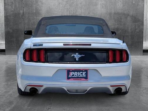 2015 Ford Mustang V6