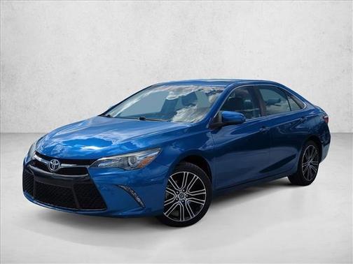 2016 Toyota Camry SE w/Special Edition Pkg
