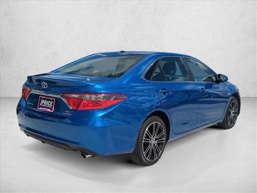 2016 Toyota Camry SE w/Special Edition Pkg