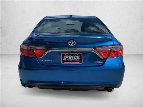 2016 Toyota Camry SE w/Special Edition Pkg