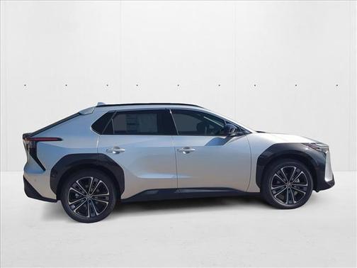 2025 Toyota bZ4X Limited