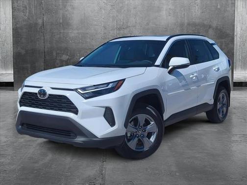 2025 Toyota RAV4 Hybrid XLE