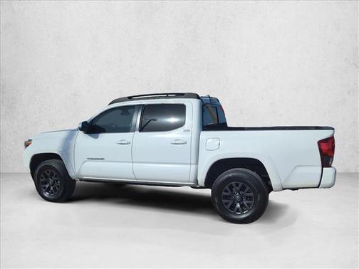 Ice Cap 2023 Toyota Tacoma SR5