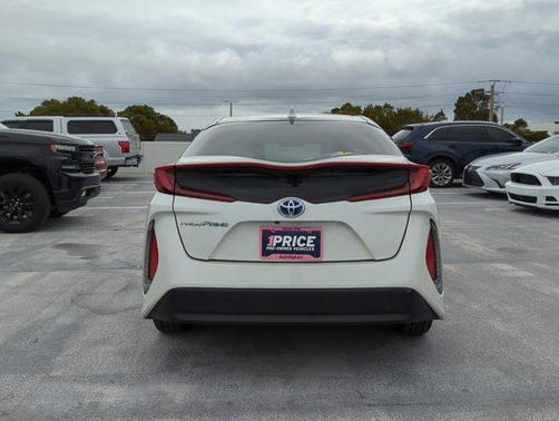 2020 Toyota Prius Prime LE