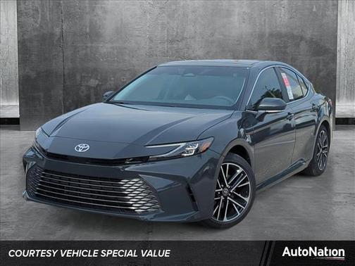 2025 Toyota Camry XLE
