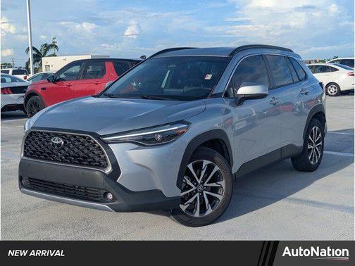 2023 Toyota Corolla Cross XLE