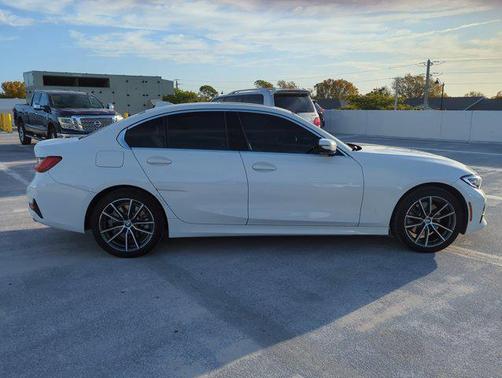 2019 BMW 330 330i