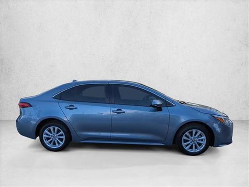 2023 Toyota Corolla Hybrid XLE