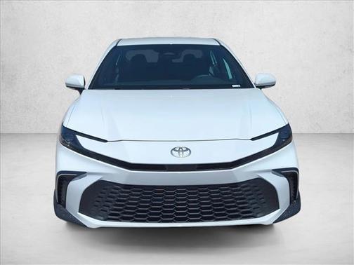 Ice Cap 2026 Toyota Camry SE