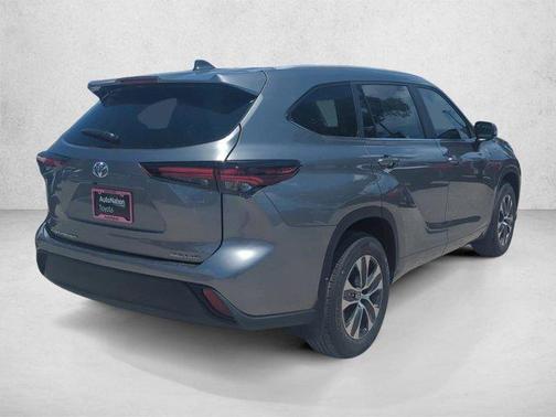 Heavy Metal 2026 Toyota Highlander XLE