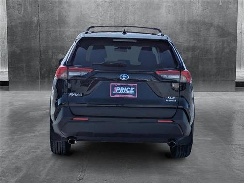 2020 Toyota RAV4 Hybrid XLE