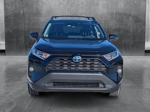 2020 Toyota RAV4 Hybrid XLE