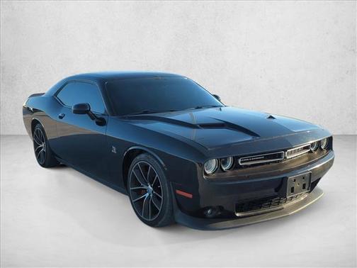 Pitch Black Clearcoat 2016 Dodge Challenger R/T Scat Pack