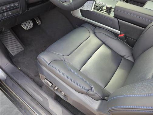 2025 Toyota Tundra Platinum