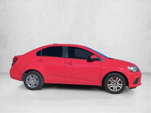 2018 Chevrolet Sonic LS