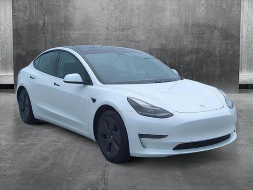 2021 Tesla Model 3 Standard Range Plus