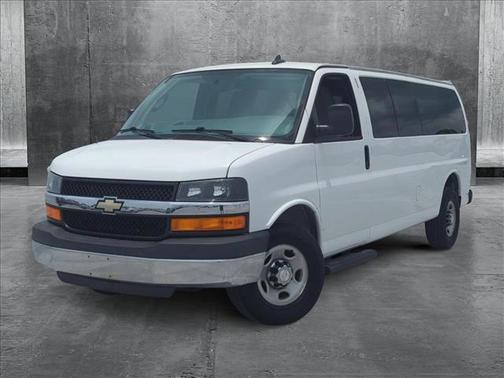 2016 Chevrolet Express 3500 LT