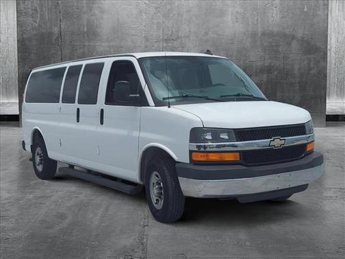 2016 Chevrolet Express 3500 LT