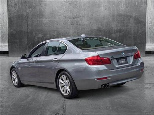 2016 BMW 528 528i