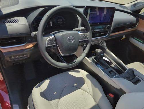 2025 Toyota Grand Highlander Limited