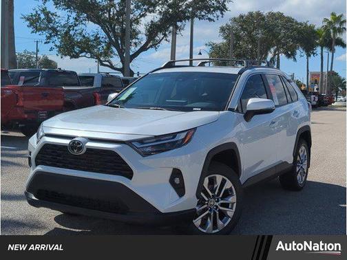 2025 Toyota RAV4 XLE Premium
