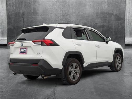 2024 Toyota RAV4 Hybrid XLE