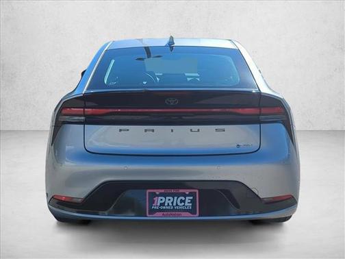 2025 Toyota Prius XLE