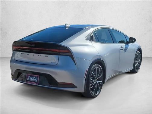 2025 Toyota Prius XLE