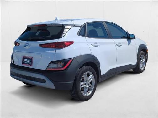2022 Hyundai KONA SE
