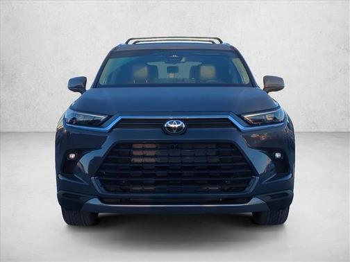 2025 Toyota Grand Highlander Platinum