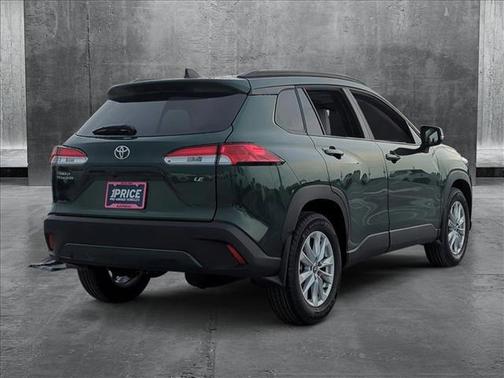 2025 Toyota Corolla Cross LE