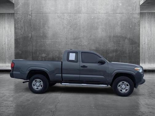 2019 Toyota Tacoma SR