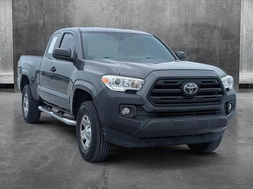2019 Toyota Tacoma SR